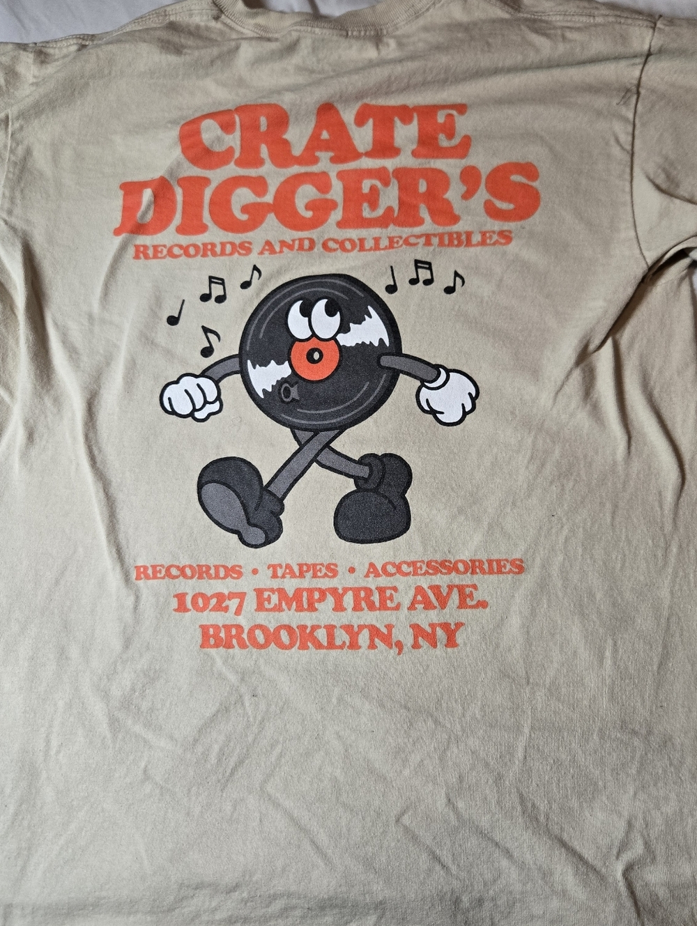 Empyre Crate Diggers Graphic Tshirt Mens Medium Sand And Orange Colored